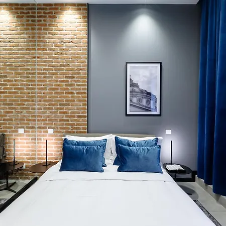 Old Town Snail Design شقة بوخارست