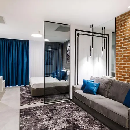 Old Town Snail Design بوخارست