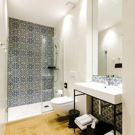 Old Town Snail Design Apartman Bukarest