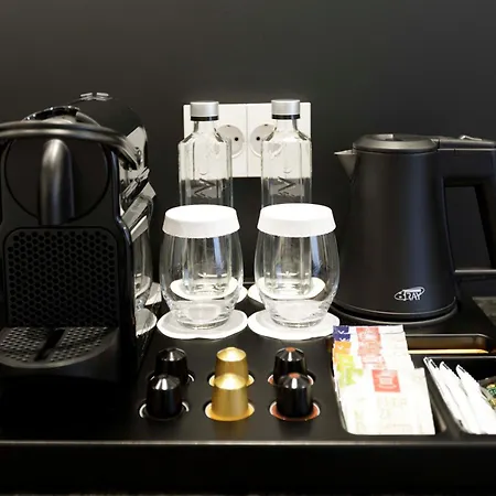 Old Town Snail Design בוקרשט