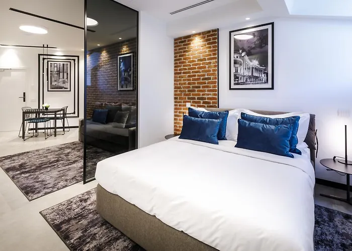 Apartment Old Town Snail Design *