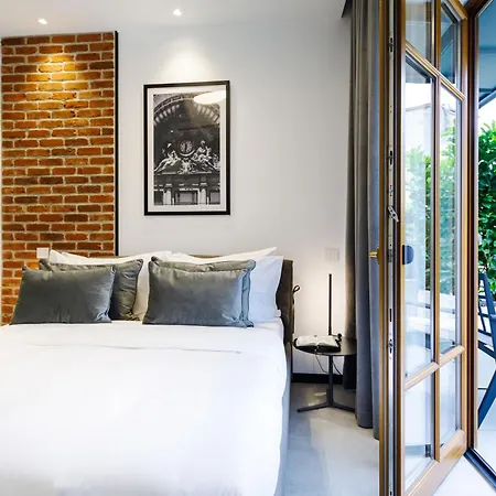 Old Town Snail Design Apartment *